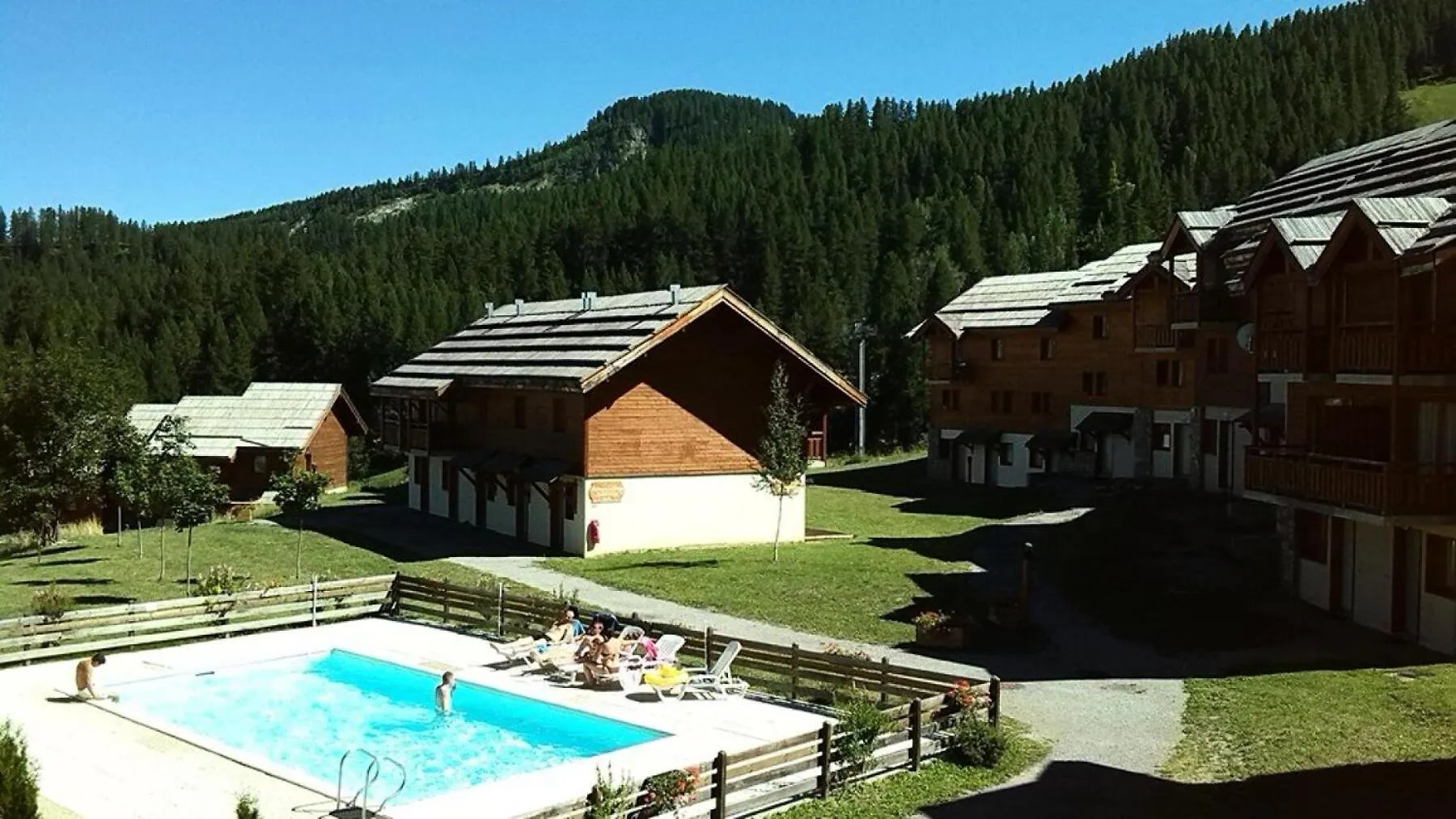 Residence Parc Aux Etoiles - C313Pae - Appartement 2 Chambres Avec Balcon Mae-9054 Narreyroux